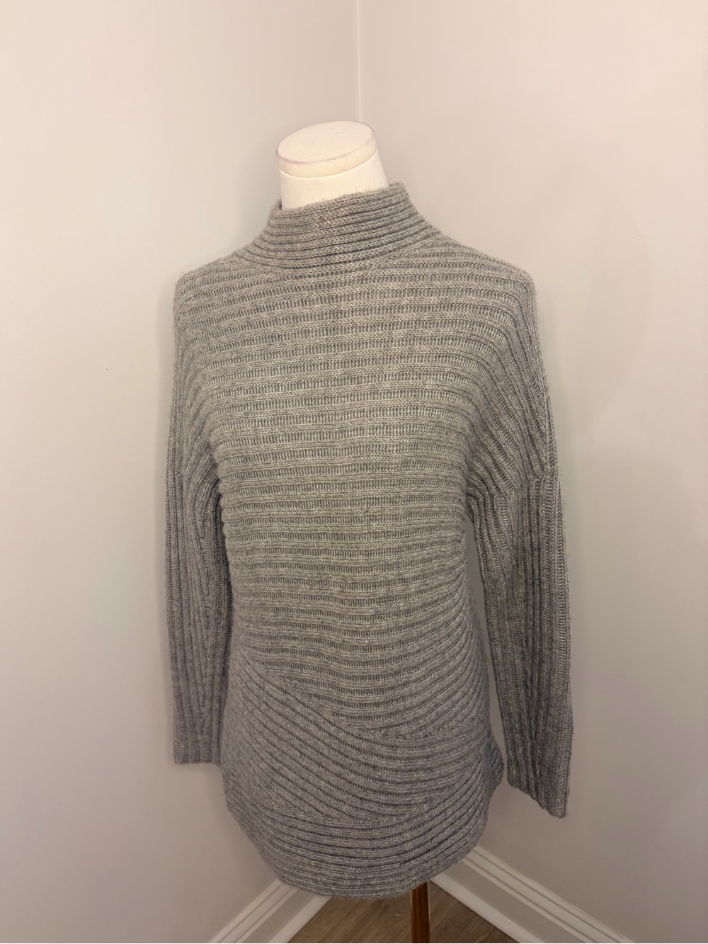 Helmut Lang Gray Alpaca Ribbed Turtleneck Tunic Sweater Size P/XS